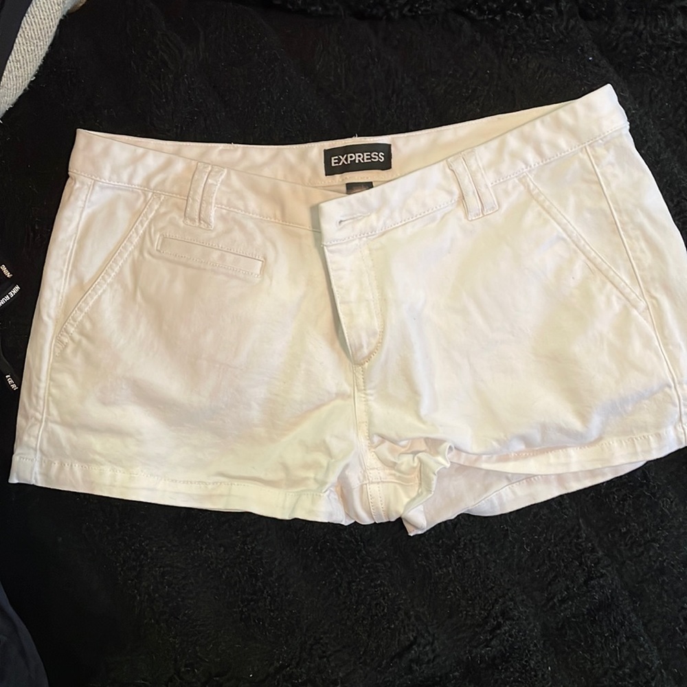 Express low rise shorts